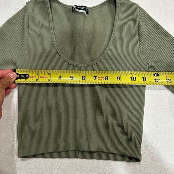 Zara Quarter Sleeve Crop Top - Picture 5 of 5